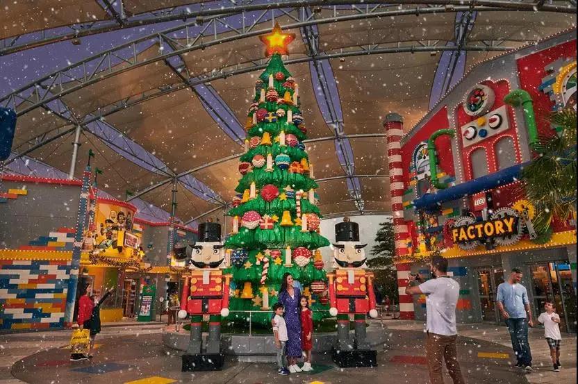 迪拜乐高乐园推出圣诞Bricktacular活动